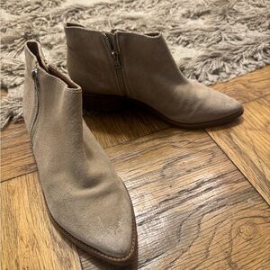 All Saints Yuree Tan Boots Ankle Booties Suede Sz 40.5